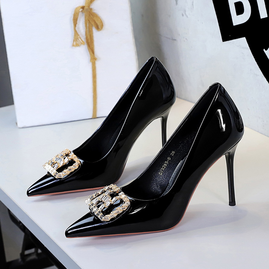 BIGTREE Eleganti Scarpe con Ta - Court Heel Pointed recensione e prezzo